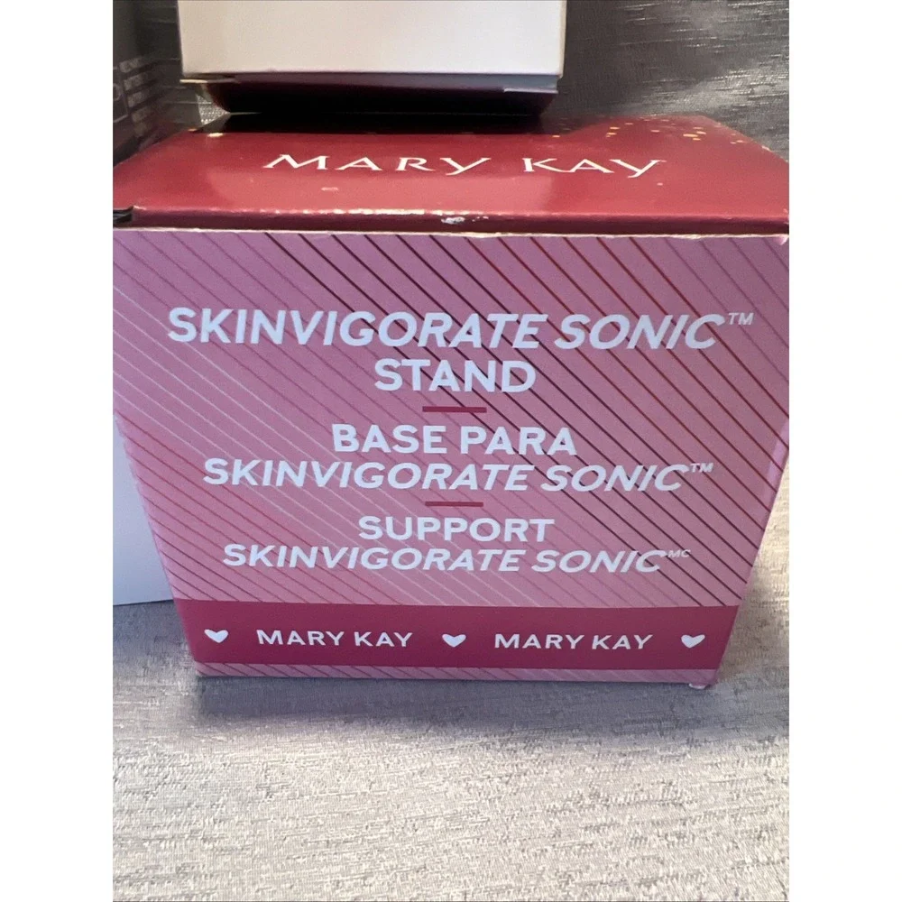 Mary Kay Skinvigorate Sonic System + 2 Brush Heads + Stand – NEW